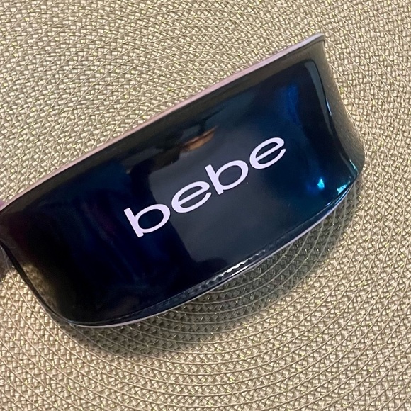 Bebe Glossy Black Sunglasses Holder - Picture 3 of 5